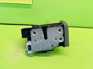 2015- 2019 ESCALADE TAHOE COLORADO SIERRA CRUZE RIGHT FRONT DOOR LATCH OEM 13597 - Bild 1 von 6