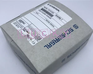 1STCK. NEU FÜR SCHMERSAL AZM170-02ZRK 24VAC/DC Sicherheitstürschalter Ersatz - Bild 1 von 1