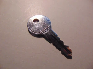 Original Thule Schlüssel N054 Ersatzschlüssel Heckträger Dachboxen Dachträger - Bild 1 von 1
