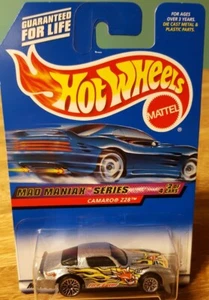 Hot Wheels '70s Chevy Camaro Z28 Silver 1:64 Scale New Mad Maniax 1999 - Picture 1 of 9