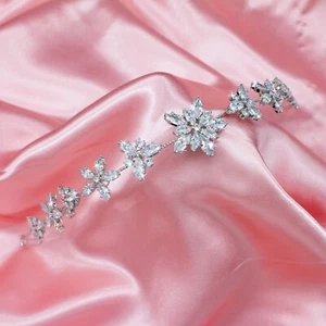 Bridal Hair Vine, Simulated Diamonds Daisy Chain Design Rhodium Plated - Picture 1 of 9