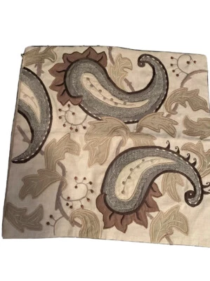 Funda de almohada Crate & Barrel Gillespie ONE 18”X18” lino algodón bordado nueva sin etiquetas Foto 1 de 4