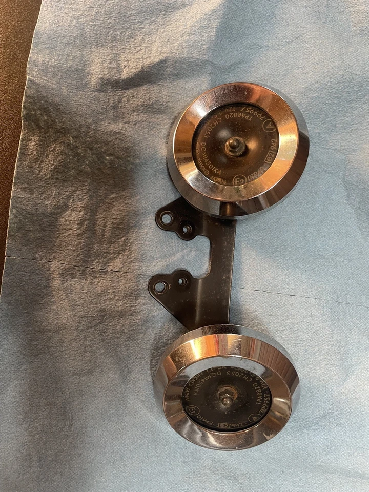 KAWASAKI VULCAN 750 1986-2006 DOBLE BOCINA PARTE # 27003-1218 Foto 1 de 4