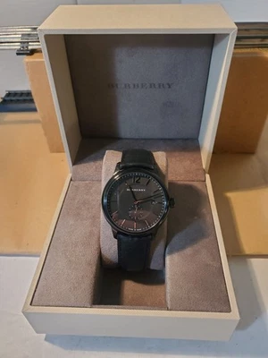 Genuine BURBERRY Classic Men's Watch BU10003 Black Dial w/ Case New Battery - Image 1 of 4