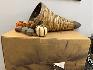 NEU Longaberger Collectors Club Füllhorn Korb & Karte in Box - Bild 1 von 10