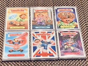 2023 GARBAGE PAIL KIDS PRIME SLIME BASURA TV SEMANAS 1-6 JUEGOS COMPLETOS DE 60 TARJETAS - Imagen 1 de 7