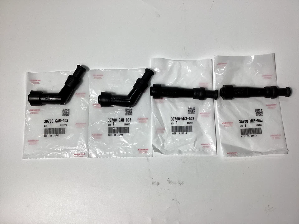 Genuine Honda 4 Spark Plug Cap Set 1969-1978 CB750K CB750A CB750F OEM #C08 - Image 1 of 2