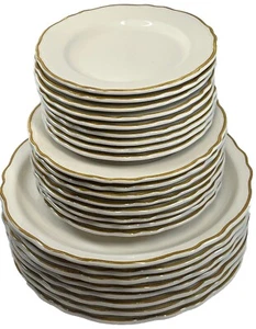 29 Styleline Homer Laughlin Restaurant Gold Trim 9 Bread 8 Dessert 8 Dinner Plts - Picture 1 of 11