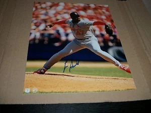 Foto firmada por Lee Smith de los Cardenales - Imagen 1 de 2