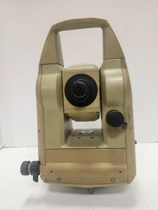 Wild TC500 Total Station ( FOR PARTS ONLY ) - Picture 1 of 3