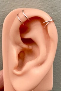 Criss Cross Ear Cuff, Double Ear Cuff, set of 2 Ear Cuffs, helix ear cuffs - Picture 1 of 2