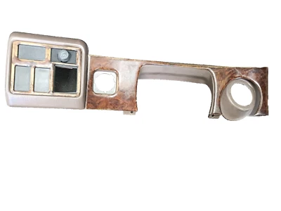 Нижняя панель отделки приборной панели Speedo 95 96 97 Lexus LX450 Toyota LandCruiser НЕДОСТАТКИ - Изображение 1 из 4