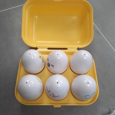 Tomy Hide and Squeak Eggs Activity Toy - Image 1 of 2