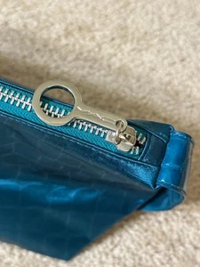 MAC Cosmetics Limited Edition Makeup Zip Bag Blue Matt Murphy - Picture 1 of 2