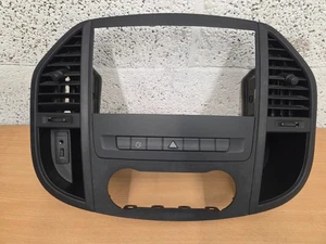 Salpicadero de aire panel de ajuste central Mercedes e-Vito W447 4479058004 - Imagen 1 de 15