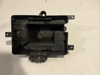 Dodge Grand Caravan 2008 2009 2010 bandeja de batería almohadilla OEM (dañado) Foto 1 de 4