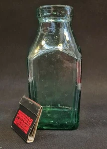 Antique Australian Green Glass SQUARE BOTTLE art deco design 18cm - Picture 1 of 4