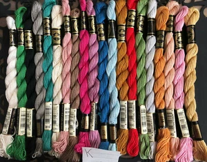 new unused 20 hanks of DMC perle 5 cotton, assorted colours black white ecru (K) - Picture 1 of 1