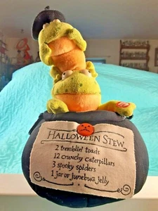 TREMBLIN TOADS Hallmark Halloween Singing Sound, Light, Motion Plush Frogs - Picture 1 of 12
