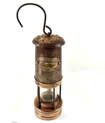 ANCIENNE LAMPE DE MINEUR THOMAS & WILLIAMS LTD MAKERS ABERDARE LAITON ET FER - Photo 1/4
