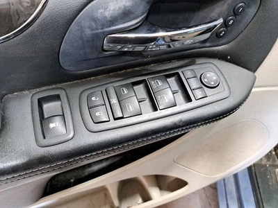 Interruptor de ventana de puerta delantera trasera lado conductor Lh 2011 Town & Country Van Sku#4208525 Foto 1 de 4