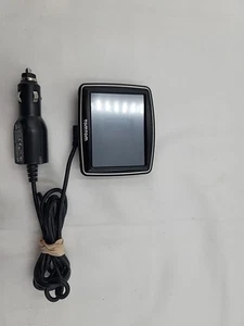 TomTom Canada N14644 3.5" Screen GPS with car plug in - Picture 1 of 5