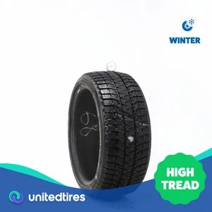 Used 235/40R18 Bridgestone Blizzak WS90 Studless 95H - 10/32 - Picture 1 of 4