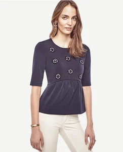 Ann Taylor - Top Peplum blu impreziosito da donna taglia 10 (MEDIUM) $79,50 (H) - Foto 1 di 4
