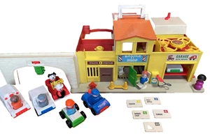 Vintage Fisher-Price Little People 997 Play Family Village People Accessories - Picture 1 of 22