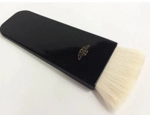 Geisha or Kabuki 60mm Long-Handled Goat Hair Shiro-Nuri Liquid Hake Makeup Brush - Picture 1 of 8