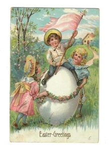 Vintage Easter Postcard Kids with Big Egg Boy Sitting on Egg with Flag - Bild 1 von 2