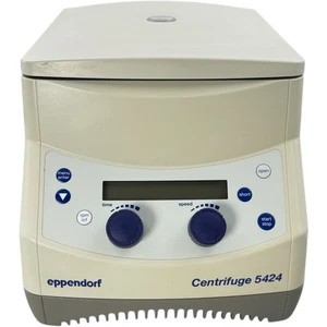 Eppendorf Benchtop Centrifuge 5424 with Rotor FA-45-24-11 - Picture 1 of 18