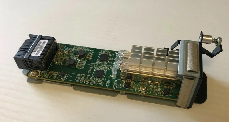 Brocade ICX7400-1X40GQ 40 GbE QSFP+ Stacking/Uplink Module 84-1002610-01 - Image 1 of 3