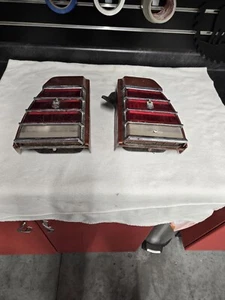 1977 77 Chevy Monte Carlo Tail Lights With Housing OEM Orginals - Bild 1 von 9