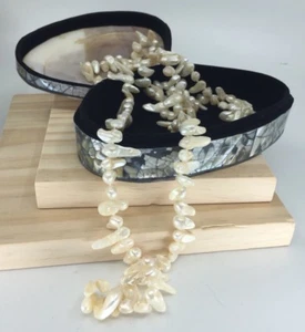 Gorgeous Keshi Reborn Flapper Length Pearls 120cm W/Large Shell Velvet Box - Picture 1 of 10