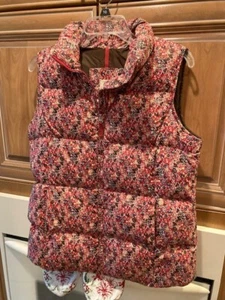 Lands End Kids Large 16 Down Vest Girls Pink Flowers sleeveless W pockets NWOT - Picture 1 of 6