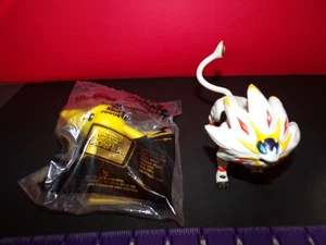 Juguete Pikachu McDonald's Pokemon #1 y Solgaleo Sol y Luna SELLADO Y SUELTO - Imagen 1 de 5