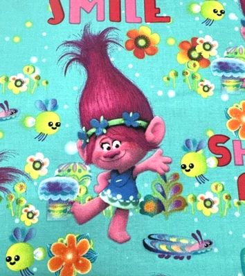 Tela de algodón Trolls amapola colores verdaderos muestrame una sonrisa brillante BTHY #22 Foto 1 de 4