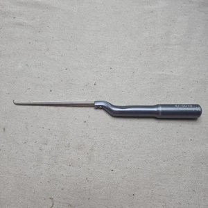 Codman 47-5019 Microsect Forward Angled #5 Curette 10" Length - Picture 1 of 7