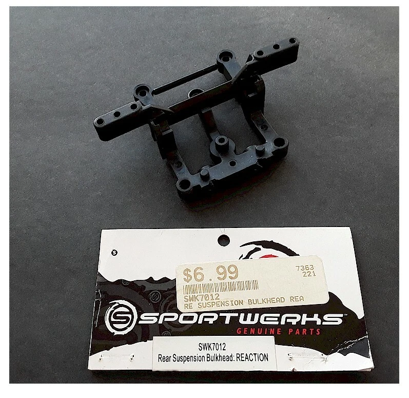 Vintage RC Car Sportwerks SWK7012 Rear Suspension Bulkhead/Bulk-Head Reaction - Image 1 of 1