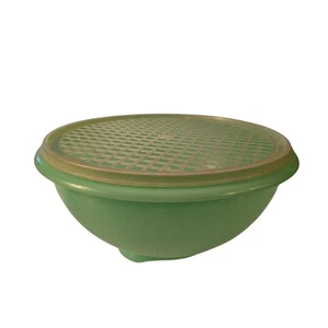 Vintage Tupperware Green Kitchen Bowl Salad Serving Strainer 2 Pc Set Collander - Picture 1 of 5