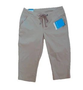 Columbia women’s Sonora Pass Stretch Active Capri Pant Khaki Tan Size 4 NWT - Picture 1 of 6