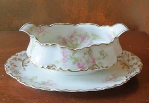 Haviland Limoges Schleiger 66G Pink/White Flowers Gravy Boat w/ Attch Underplate - Picture 1 of 6