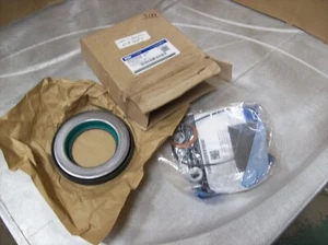 a7) Kit guarnizioni NOS originali OEM 5C3Z-3254-B - Foto 1 di 1