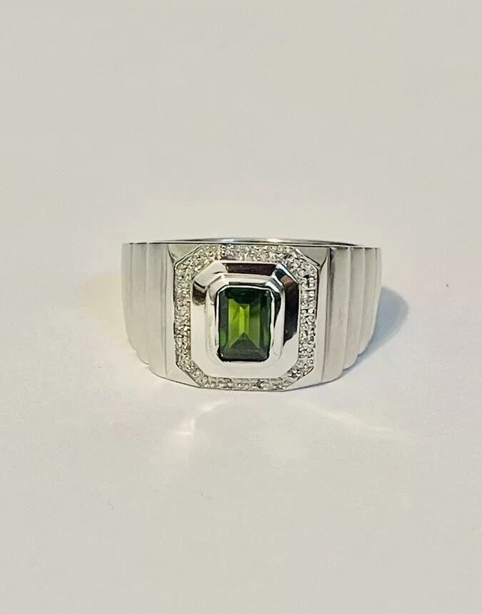 Anillo de sello de peridoto simulado de 0,75 quilates en plata de ley 925 talla 11 Foto 1 de 4