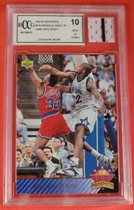SHAQUILLE O'NEAL JUEGO CAMISETA USADA PIEZA Y 1992-93 CUBIERTA SUPERIOR TARJETA DE NOVATO BCCG 10 - Imagen 1 de 2