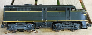 Vtg LIONEL TRAINS ERIE FA DIESEL Model No. 2032 1950s 0/027 W/ Inside Intact - Picture 1 of 24