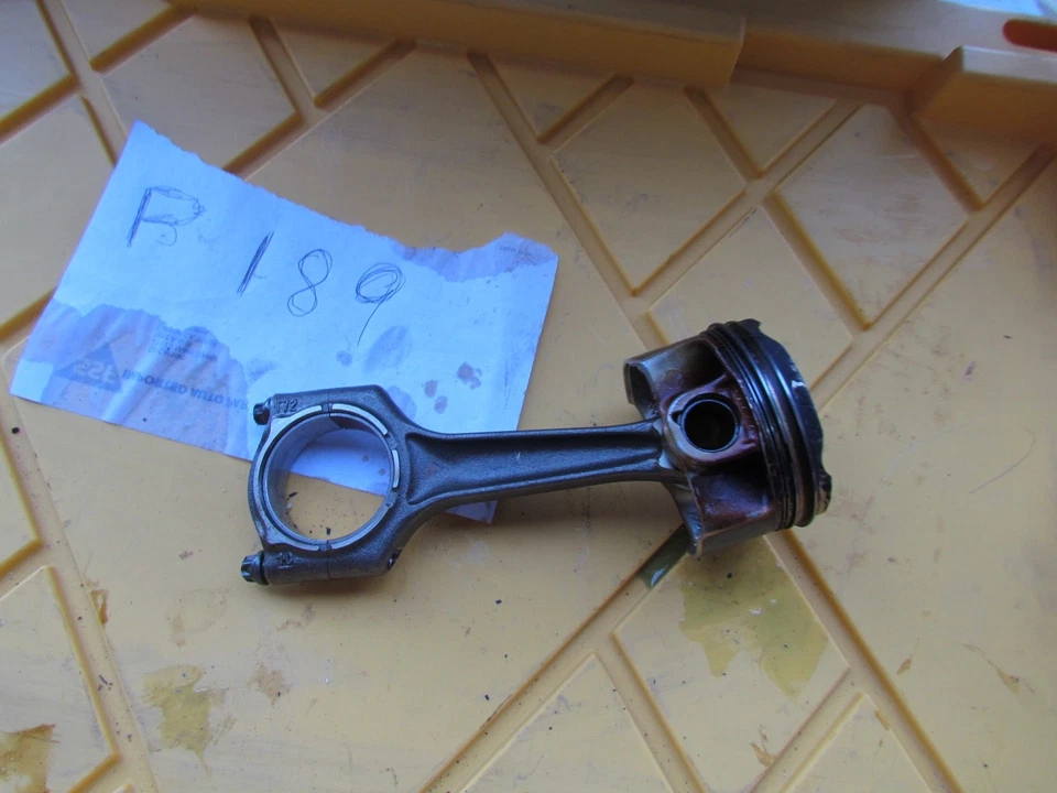 BMW 430I 2017-2020 2,0 L - Pistón con varilla de conexión 9468869 para BMW 330i B46 2017 Foto 1 de 1