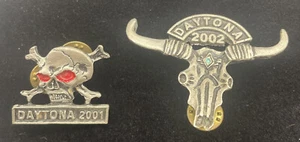 2 Sturgis South Dakota Black Hills Rallye Motorrad Event Weste Pin Anstecker 2002 c1 - Bild 1 von 5