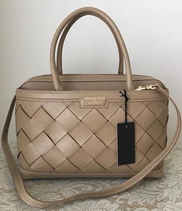 NUEVO CON ETIQUETAS IACUCCI Italia Cuero Cuero Verdadero Bolso Cartera Topo Beige - Imagen 1 de 9
